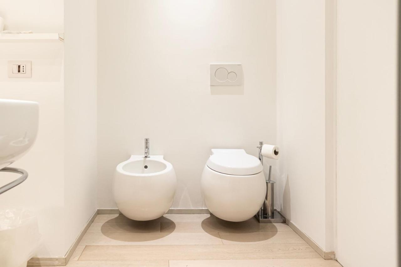 Elegante E Spazioso Quadrilocale In Porta Venezia Milano Eksteriør billede