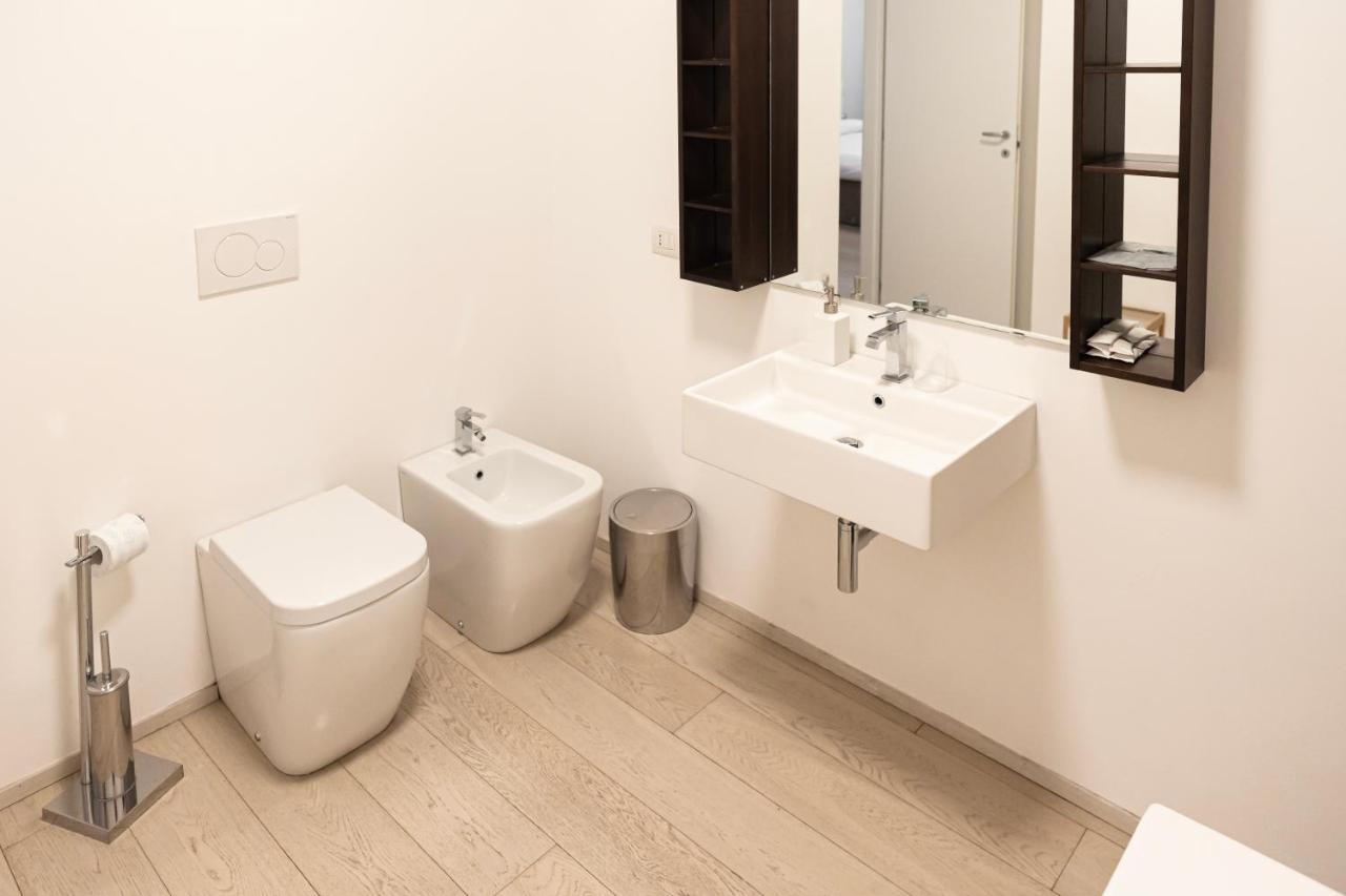 Elegante E Spazioso Quadrilocale In Porta Venezia Milano Eksteriør billede